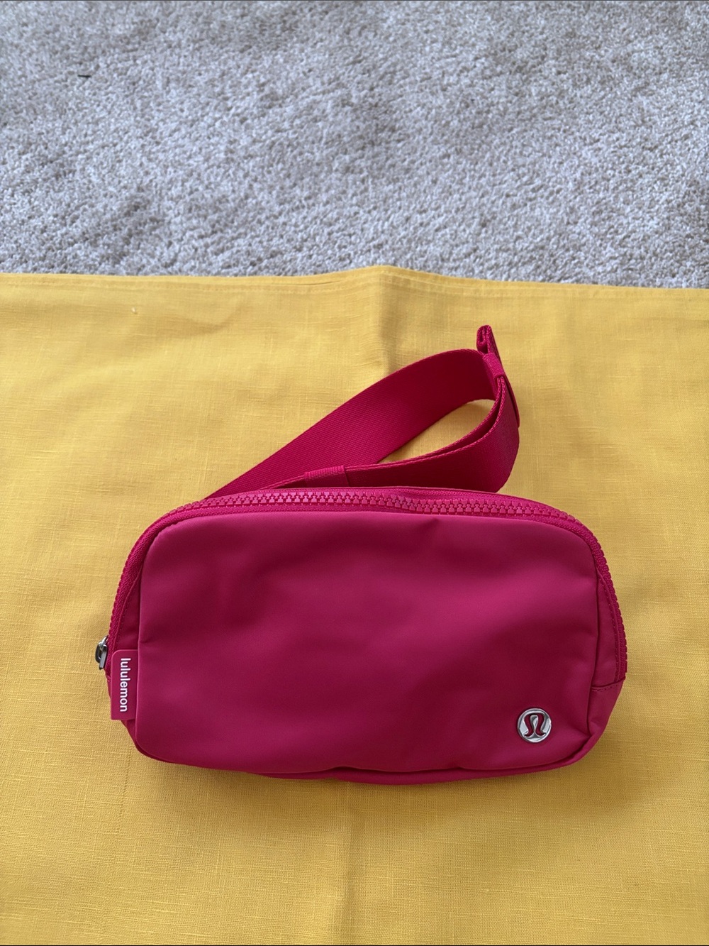 lululemon Everywhere Crossbody Belt Bag